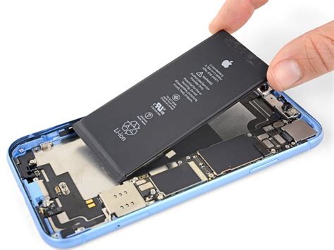 iPhone XR Battery Replacement .